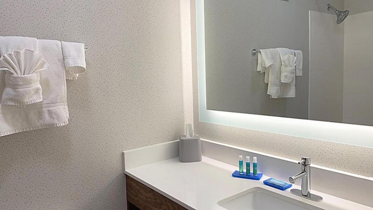 Holiday Inn Express Hotel & Suites Columbia-Fort Jackson By Ihg Zewnętrze zdjęcie