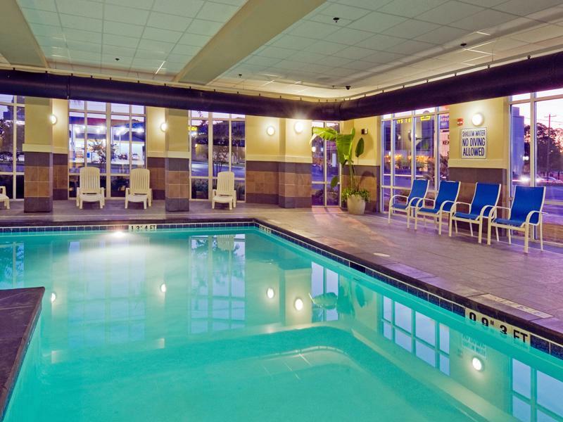 Holiday Inn Express Hotel & Suites Columbia-Fort Jackson By Ihg Zewnętrze zdjęcie